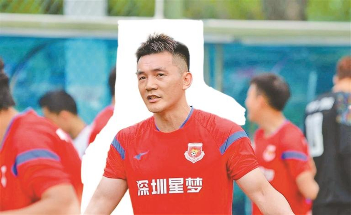 wellbet娱乐-“民间球王” 十年坚守|足球|黄南夫|草根足球|业余足球|俱乐部_新浪体育_新浪新闻